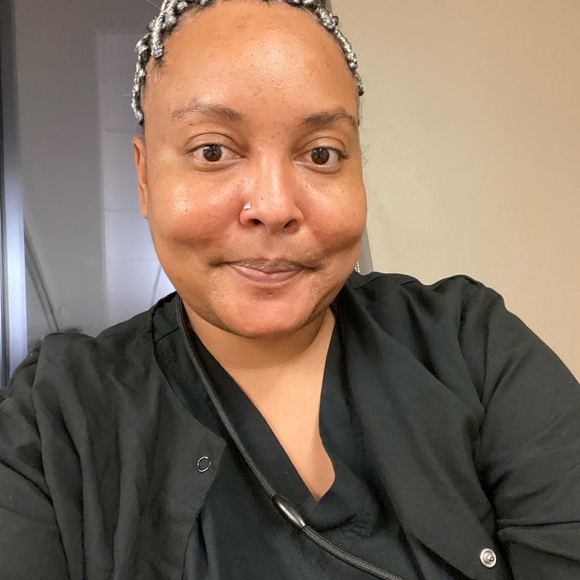 Meet your Posher, Kathleen - Picture 4 of 4